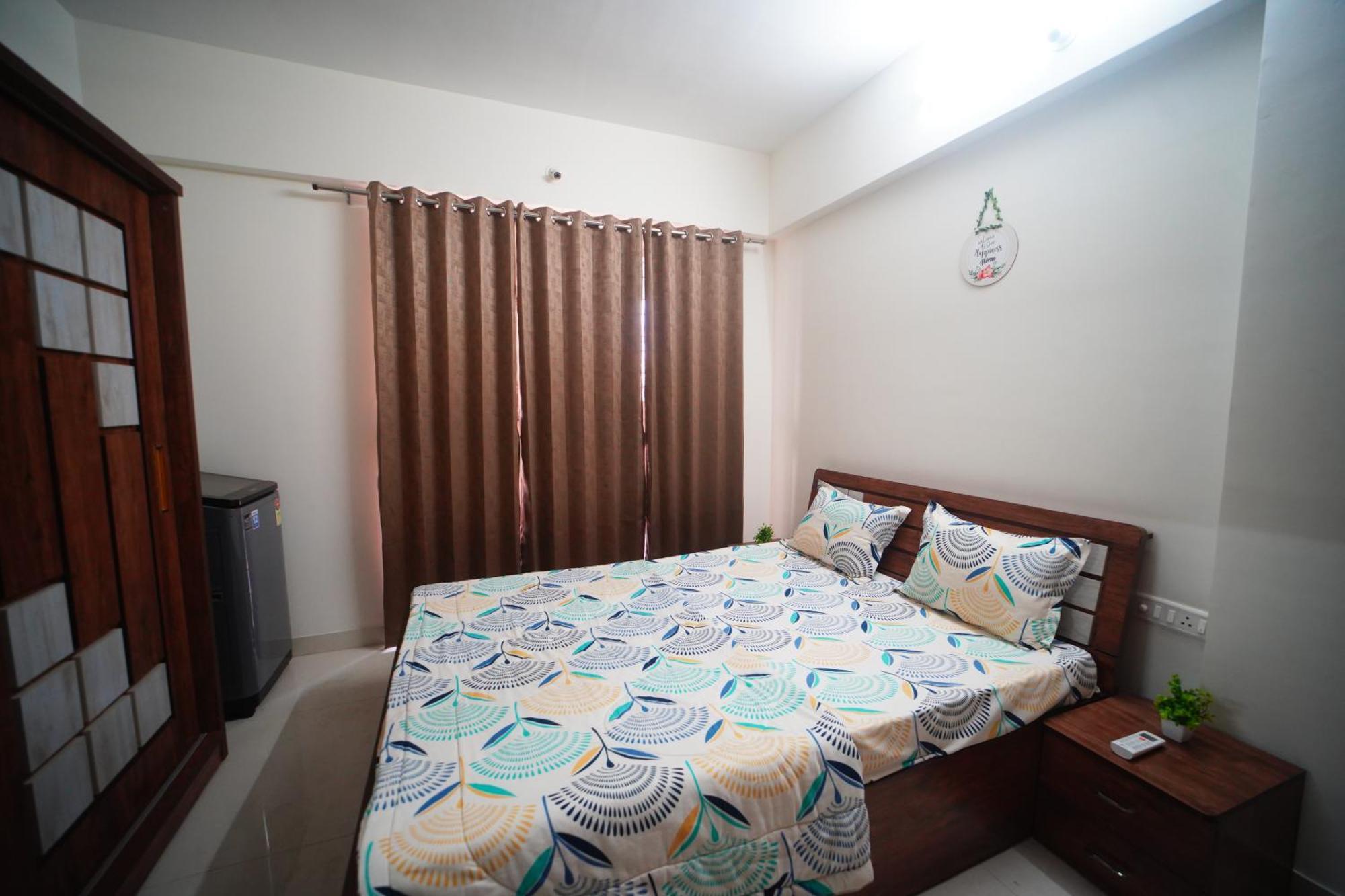 2bhk Fully Furnished By The Signature